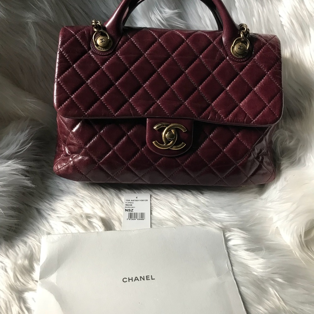 🎊Sold🎊CHANEL Calfskin Castle Rock Top Handle Bag - Picture 7 of 8